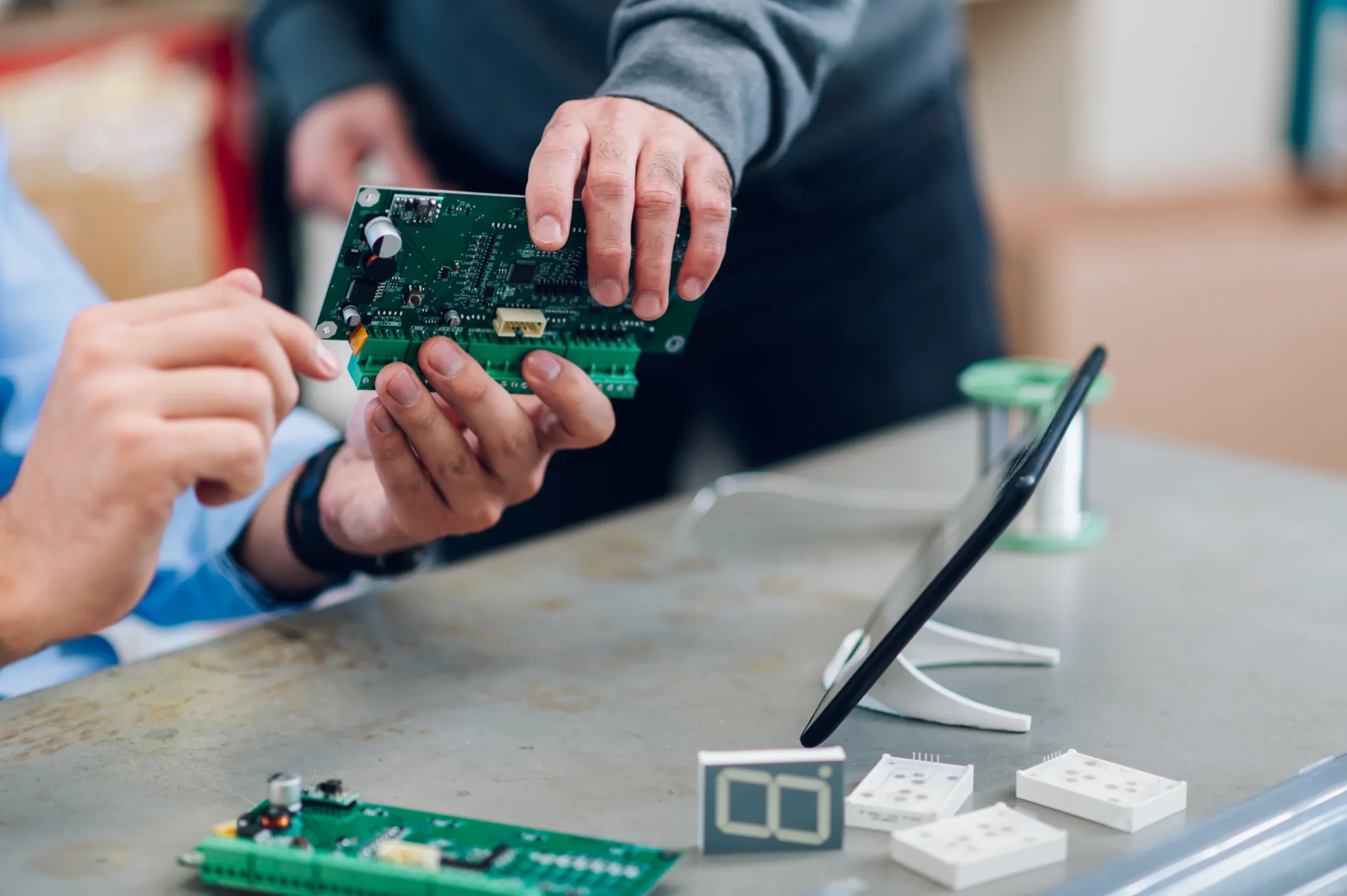 electronics-engineer-working-in-a-workshop-2025-04-01-20-10-49-utc